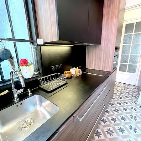 Apartament Authentique Parisien A Bastille Paryż